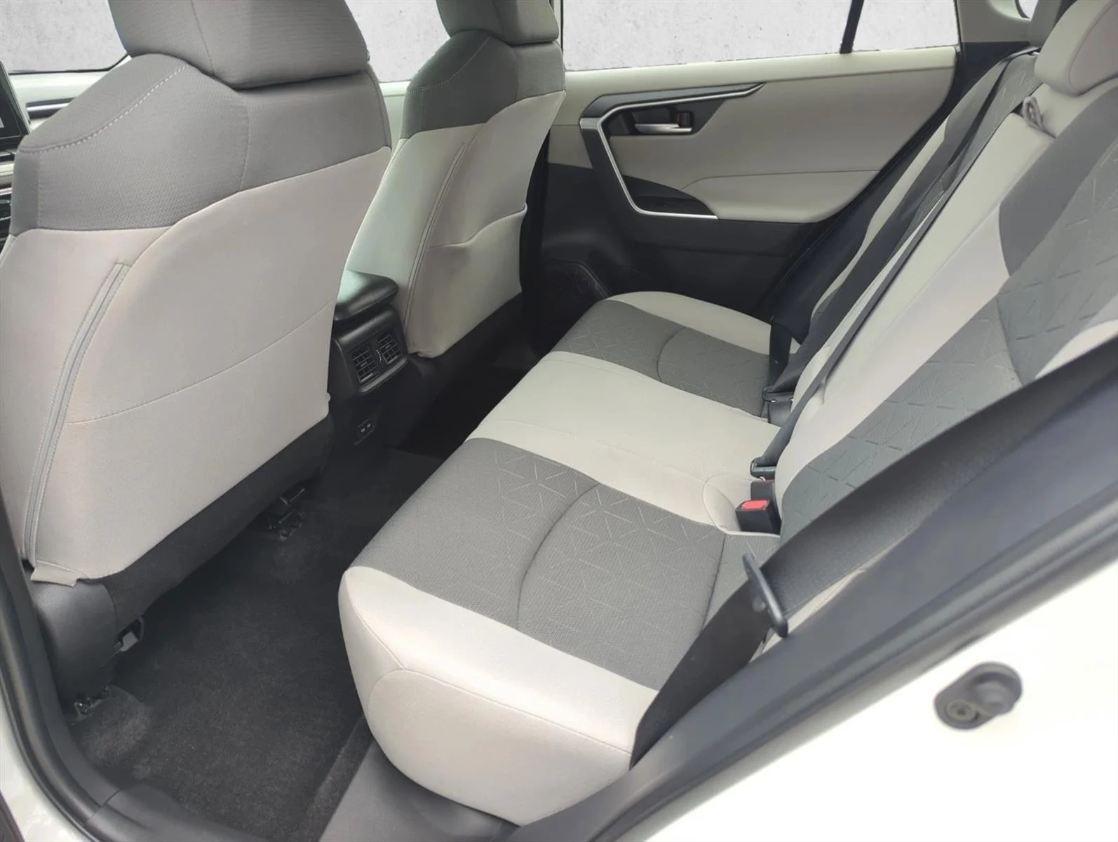 Used 2025 Black Toyota XLE image 10