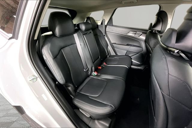 New 2026 Wolf Gray Kia EX image 11