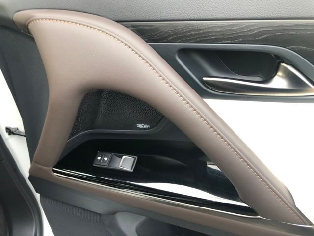 New 2026 Eminent White Pearl Lexus  600 LUXURY image 21