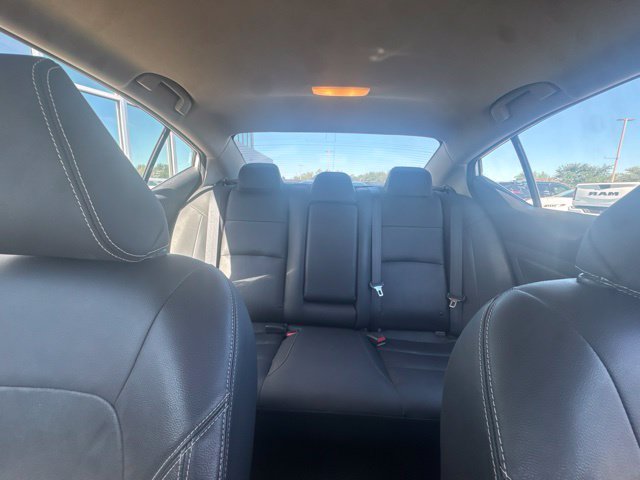 Used 2021 White Nissan 2.5 SL image 17