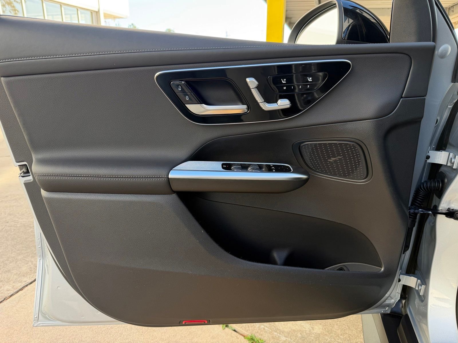 New 2026 Black Mercedes-Benz GLC 300 image 18