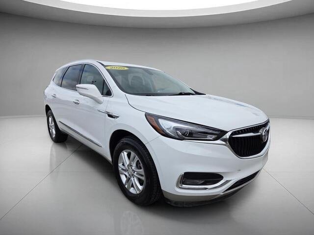 Used 2020 Summit White Buick Essence image 7