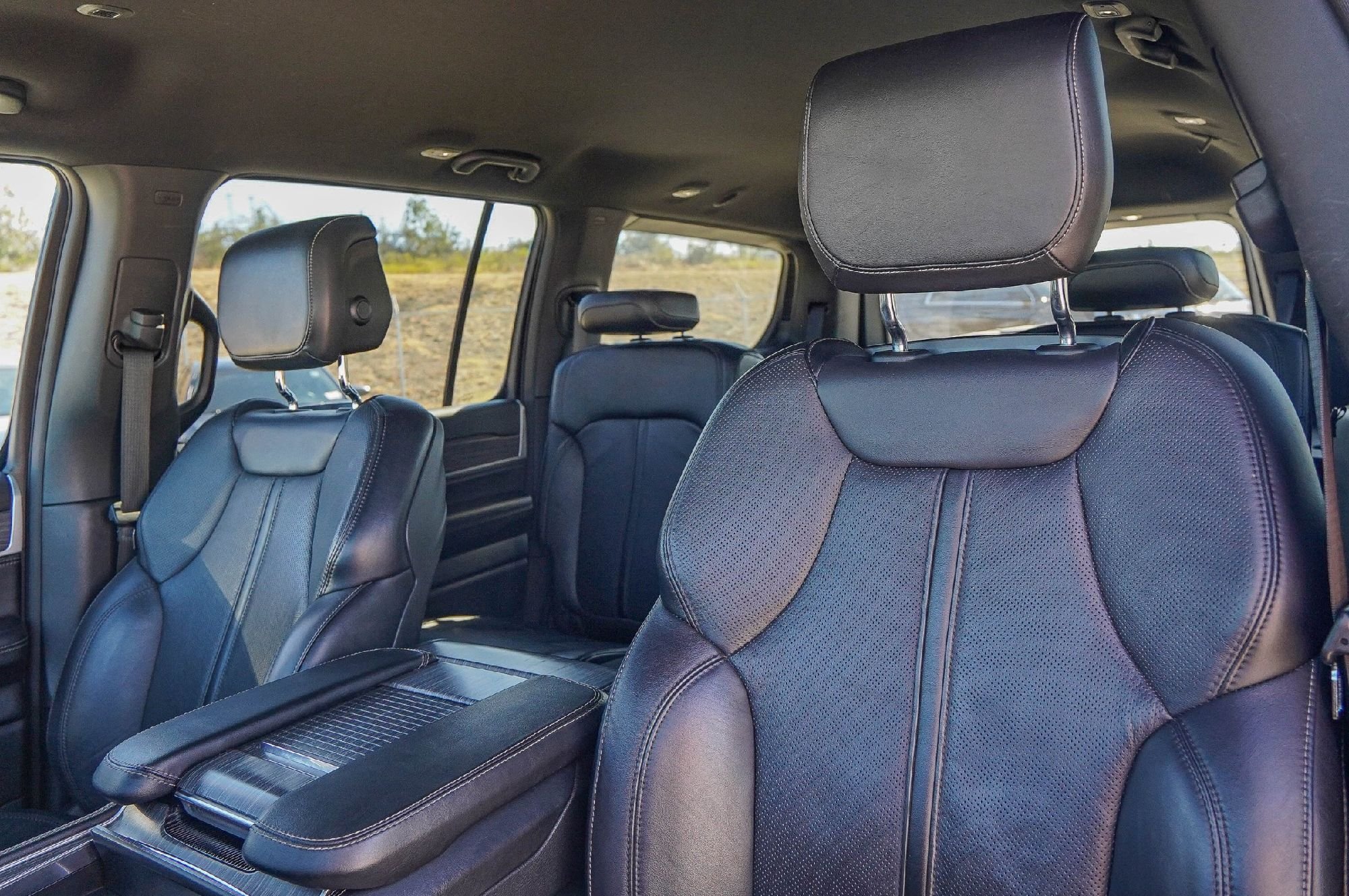 2024 Jeep Wagoneer Series II - Photo 10