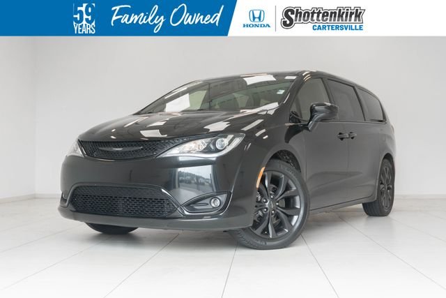 Used 2020 Black Chrysler Touring image 1