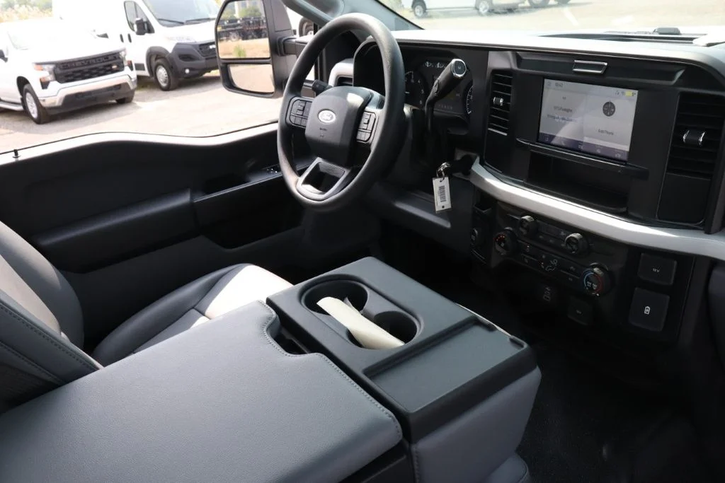 New 2026 Oxford White Ford F-600® XL image 12
