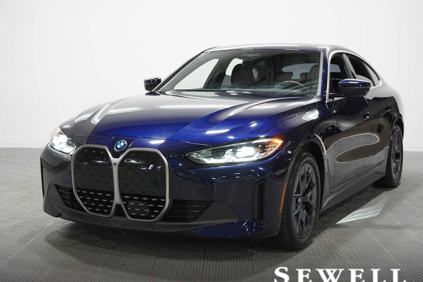 2023 BMW i4