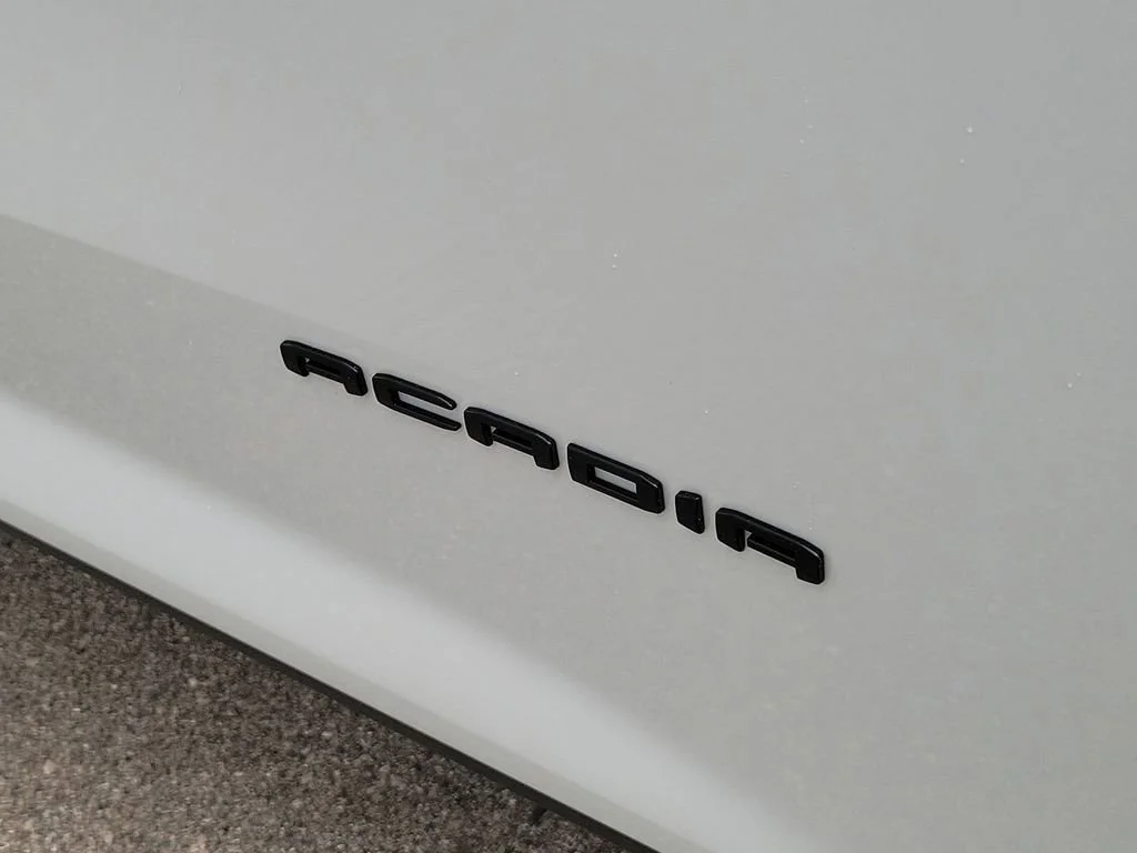 New 2026 Glacier White Tricoat GMC Elevation image 40