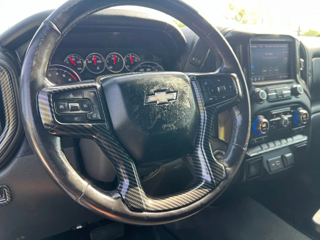 Used 2020 Red Chevrolet LT image 38