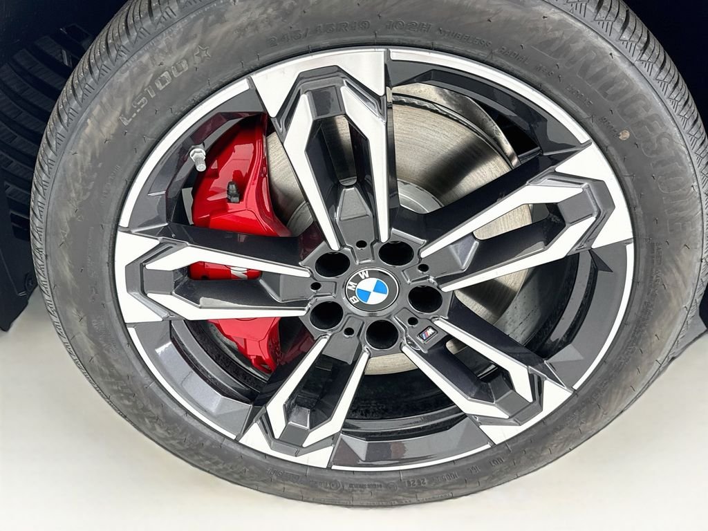 New 2027 Alpine White BMW xDrive28i image 29