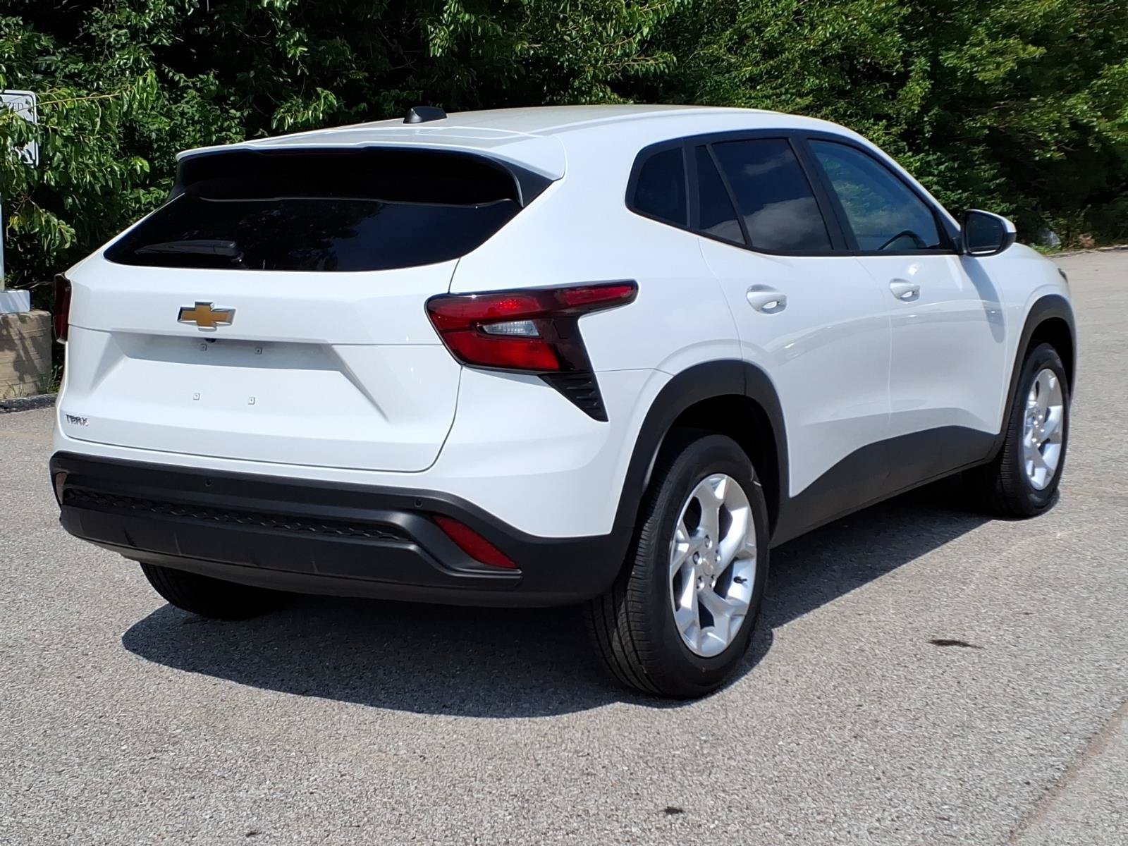 2026 Chevrolet Trax LS - Photo 16