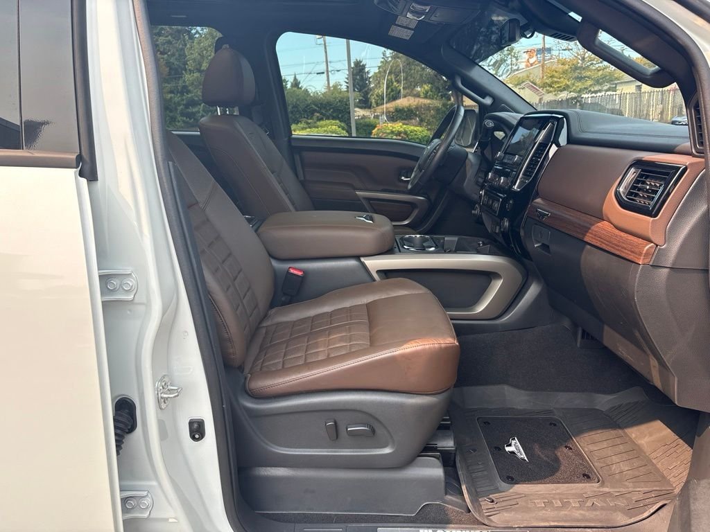 Used 2024 White Nissan Platinum Reserve image 23