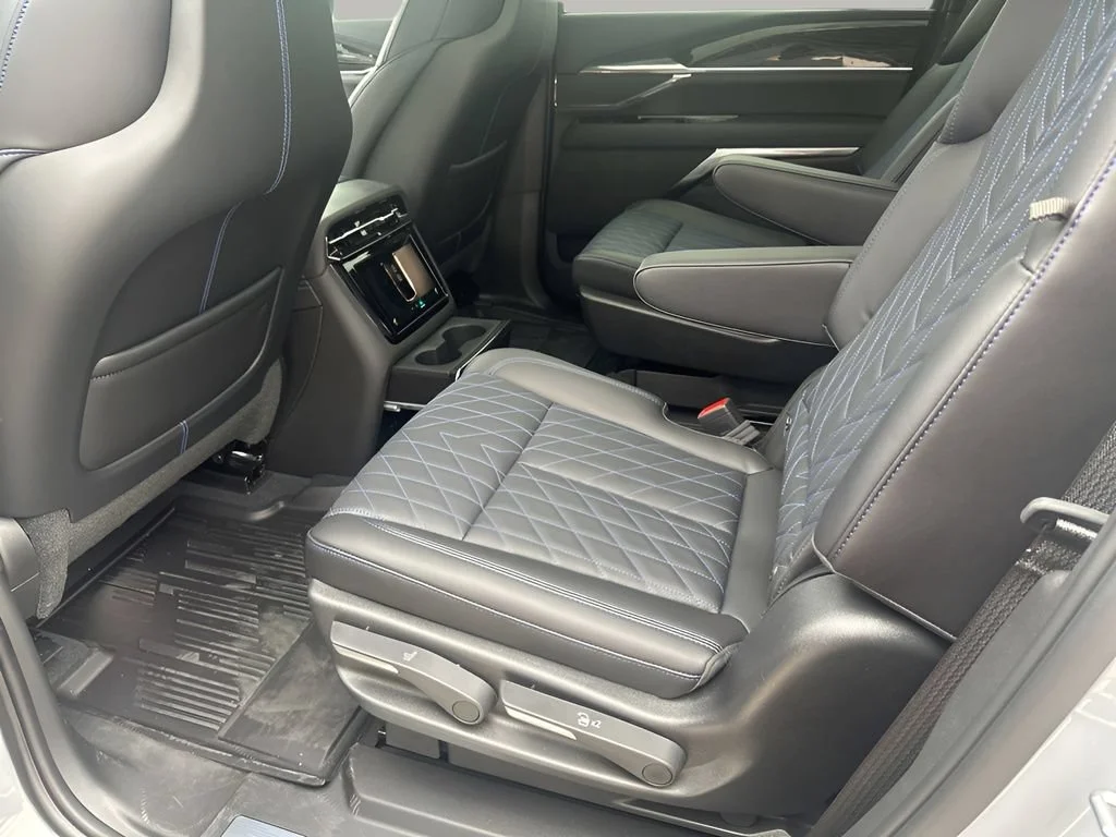 2026 Cadillac Escalade IQ Luxury - Photo 21