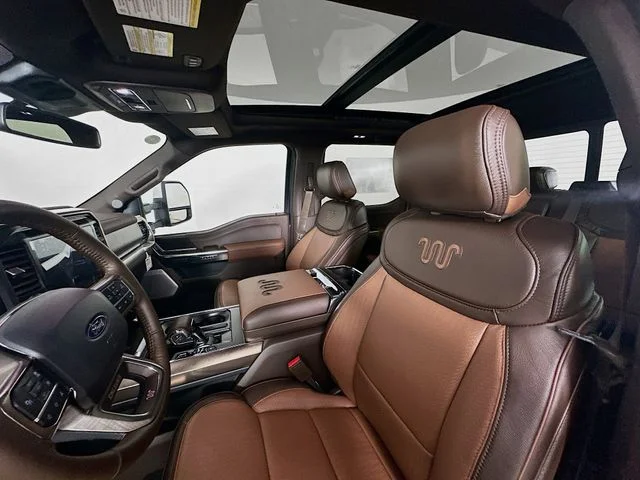New 2026 Carbonized Gray Metallic Ford King Ranch image 22