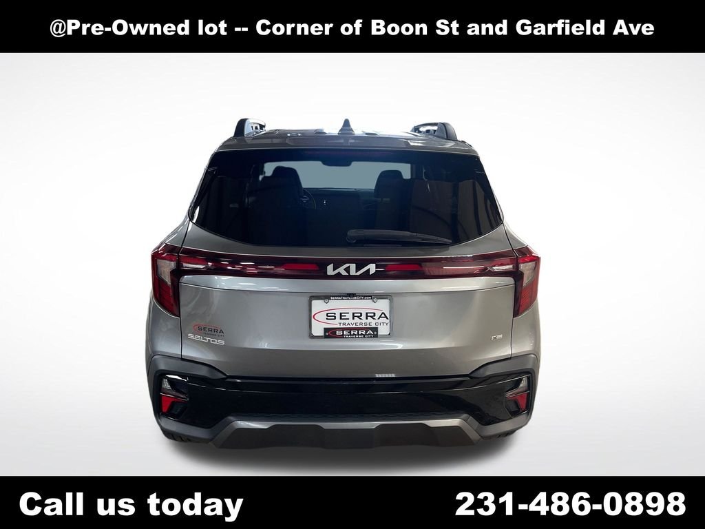 Used 2024 Gray Kia X-Line image 4