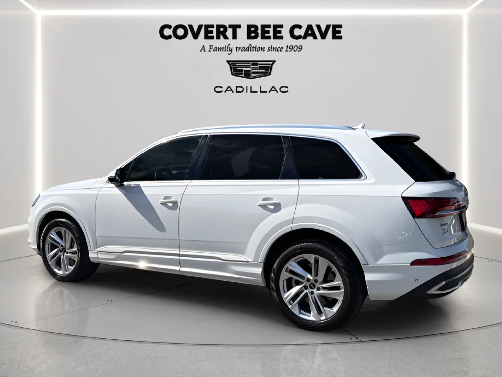Used 2023  Audi 55 Premium image 6