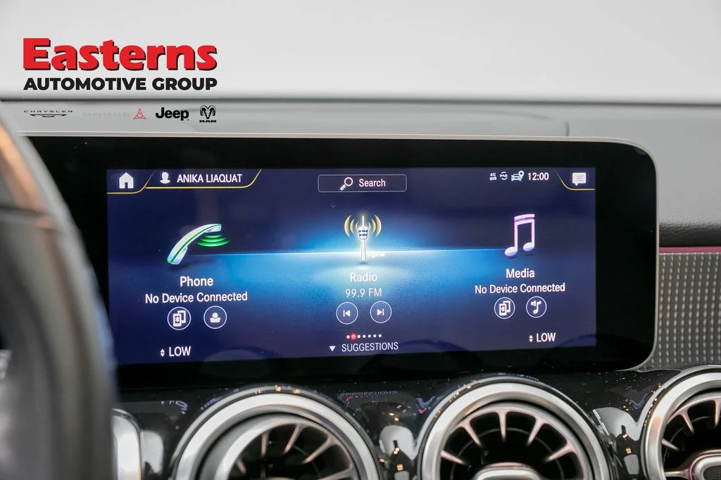 Used 2021 Black Mercedes-Benz GLB 250 image 18