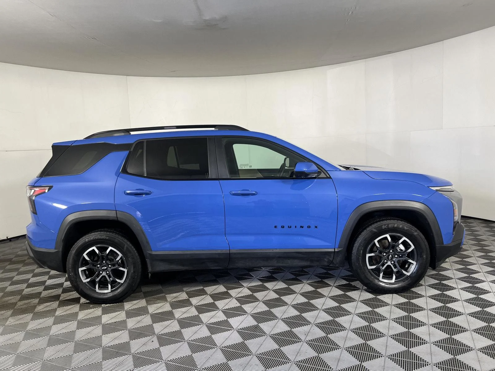 Used 2025 Reef Blue Metallic Chevrolet ACTIV image 30