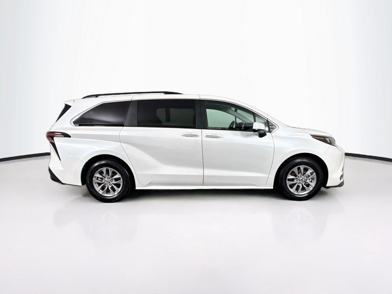 Certified Used 2025 Wind Chill Pearl Toyota XLE 8-Passenger image 11