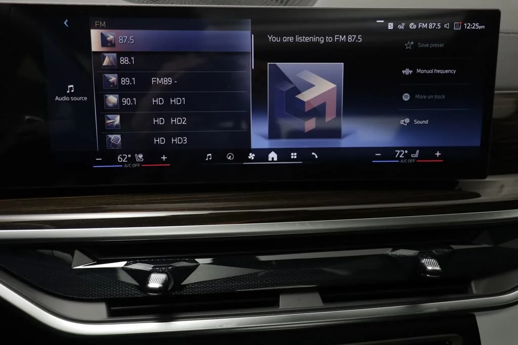 New 2026 SKYSCRAPER GREY BMW xDrive40i image 9