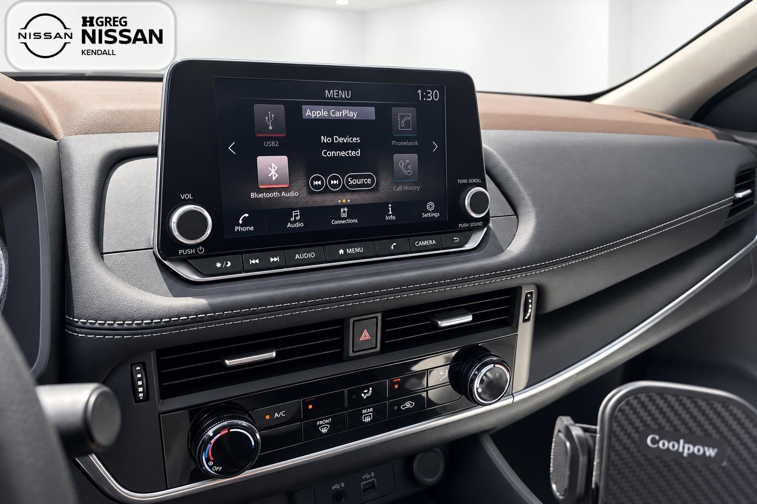 Used 2023 Gray Nissan S image 7