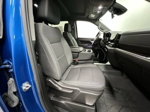 2022 Chevrolet Silverado 1500 LT - Photo 27