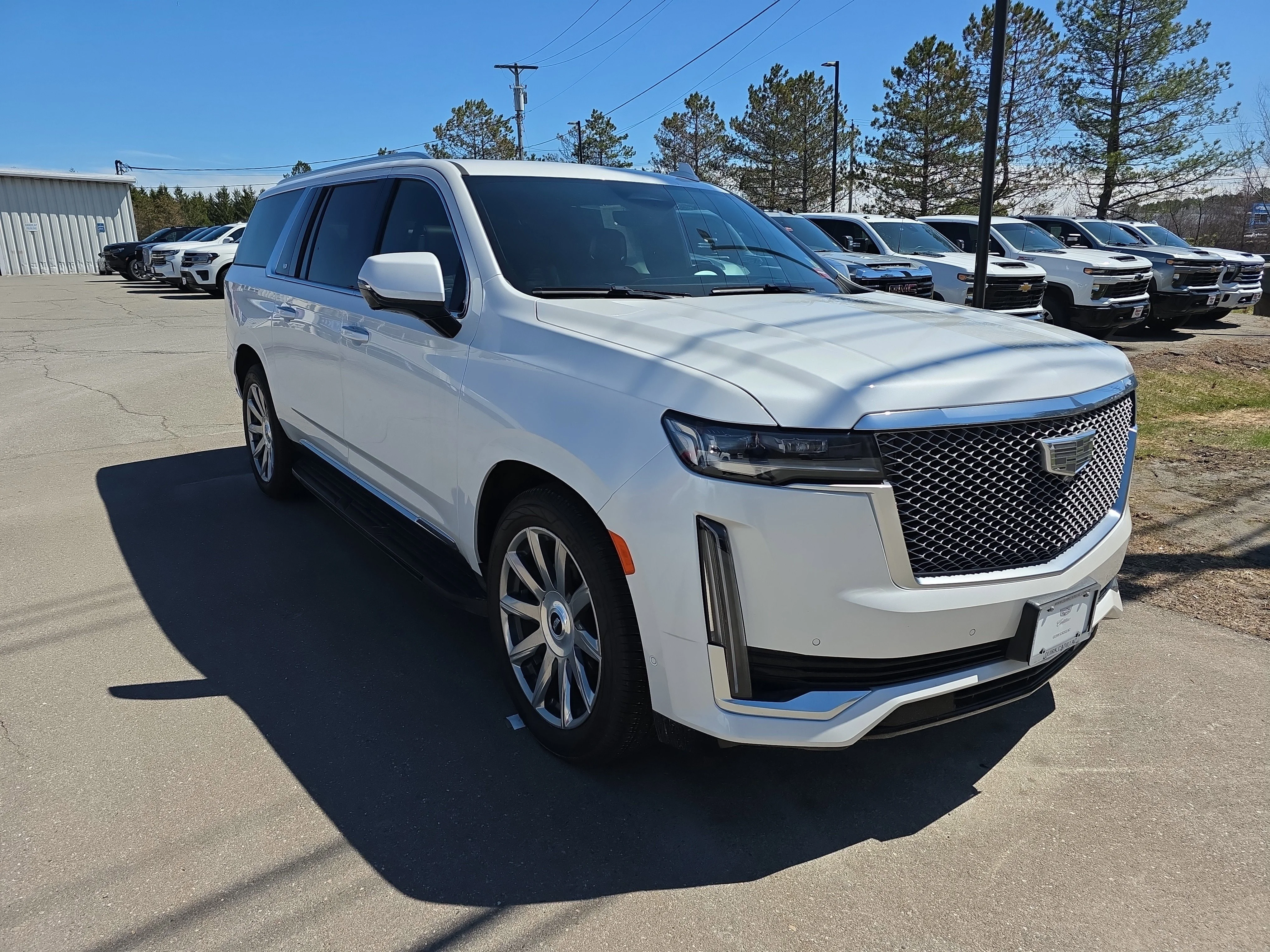 Used 2024 Crystal White Tricoat Cadillac 4WD Premium Luxury Platinum image 15