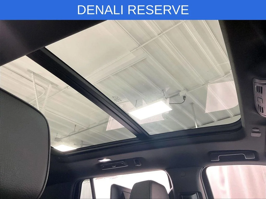 Used 2024 White GMC Denali image 23