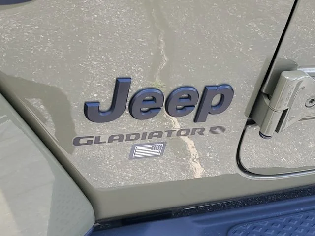 Used 2025 41 Jeep High Tide image 28