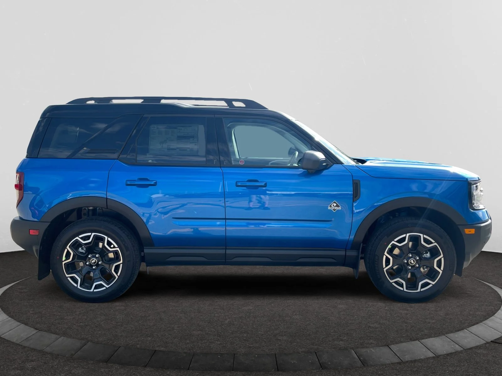 New 2026 Velocity Blue Metallic Ford Outer Banks image 6