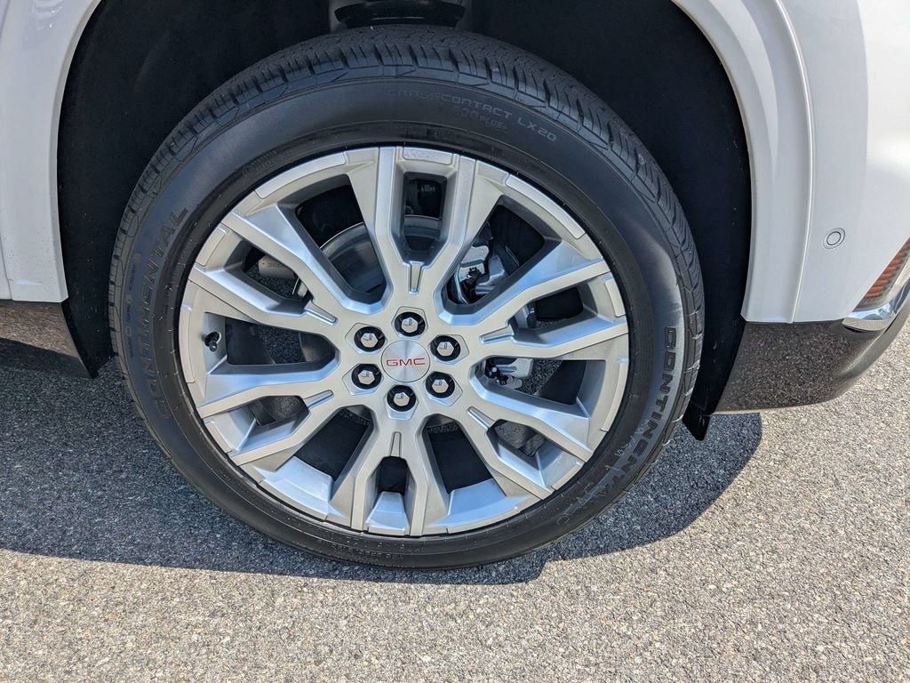 2026 GMC Acadia Denali - Photo 11
