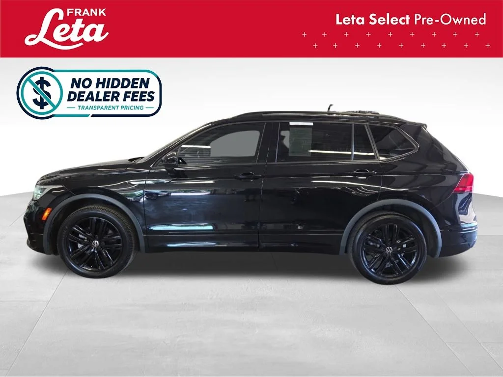 Used 2022 Black Volkswagen 2.0T SE R-Line Black image 3