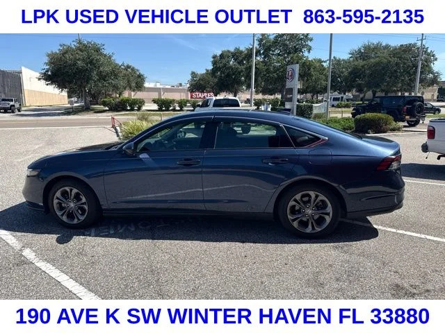 Used 2023 Blue Honda EX image 4