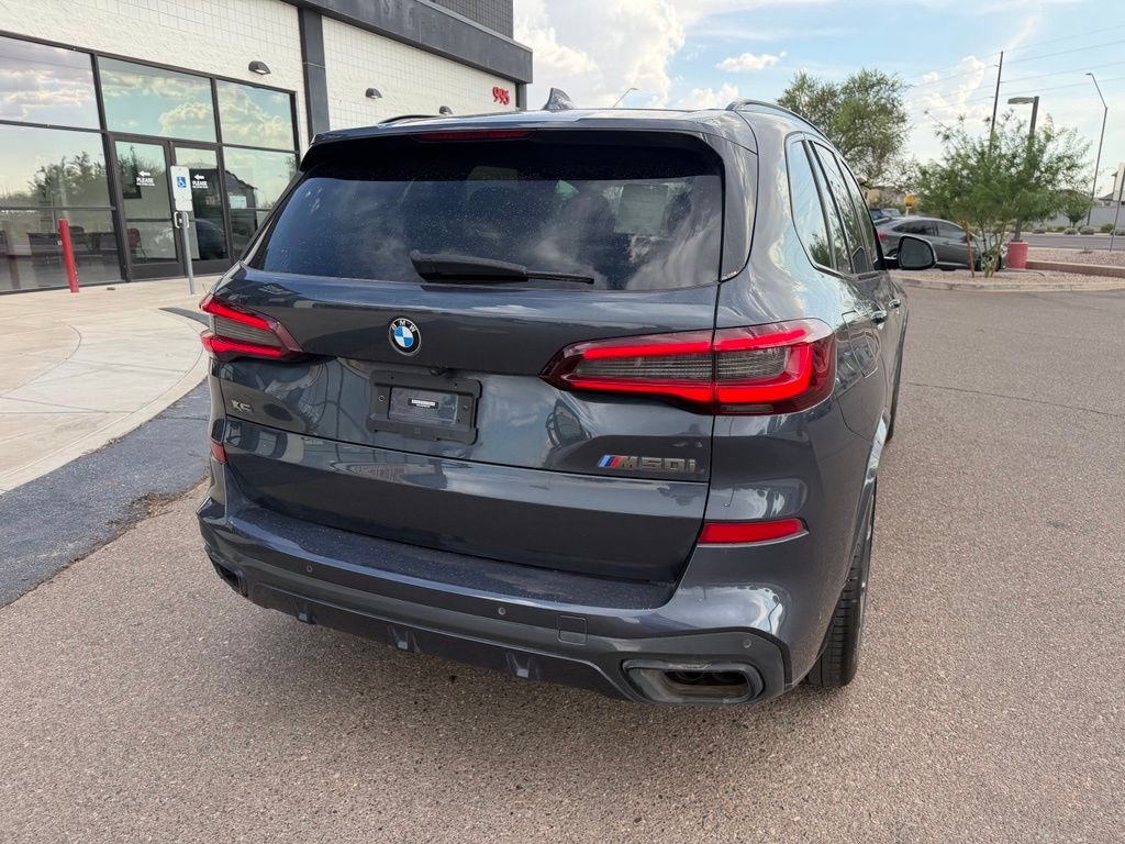 Used 2022 Gray BMW M50i image 6