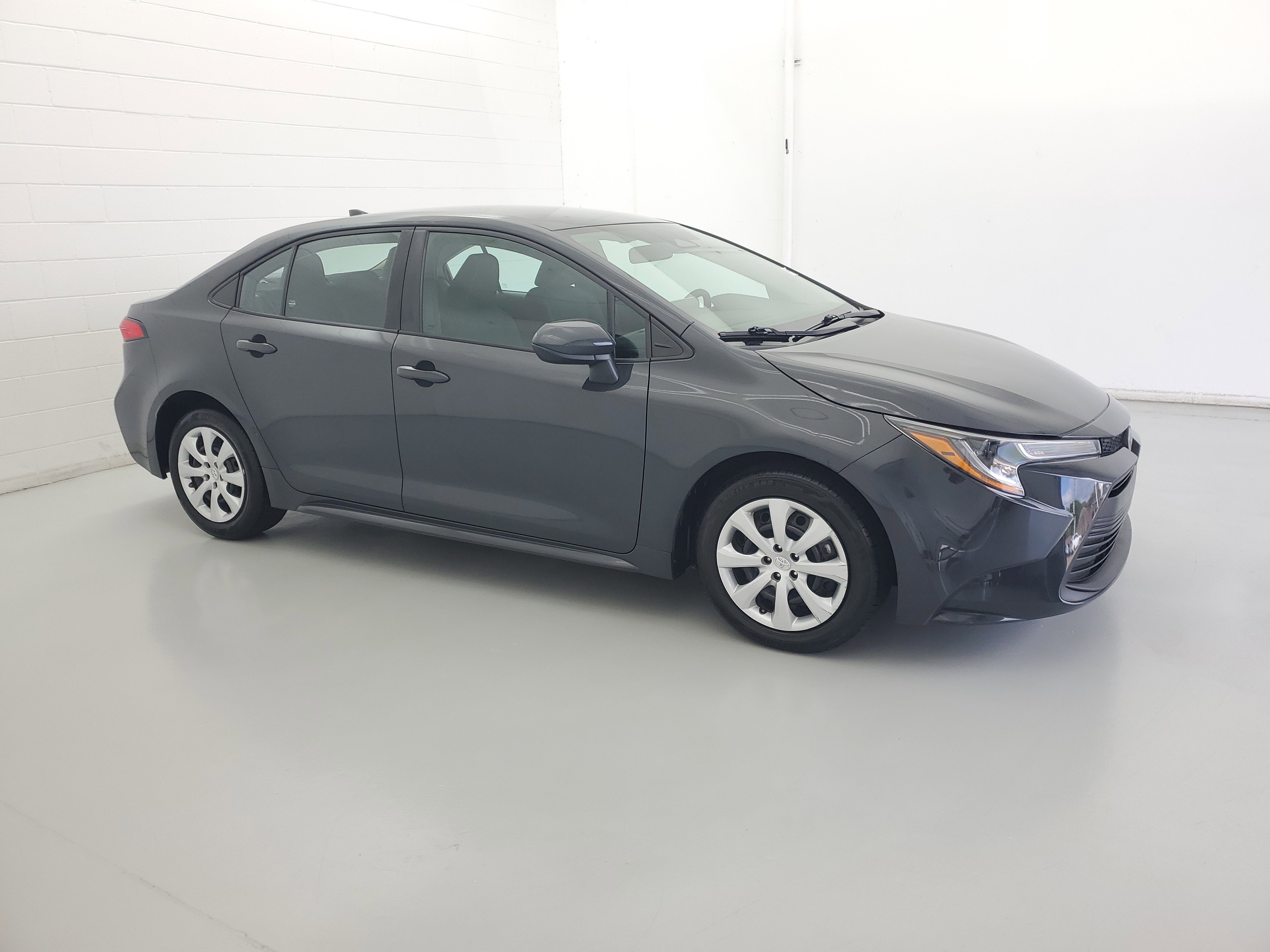 Used 2024 Underground Toyota LE image 4