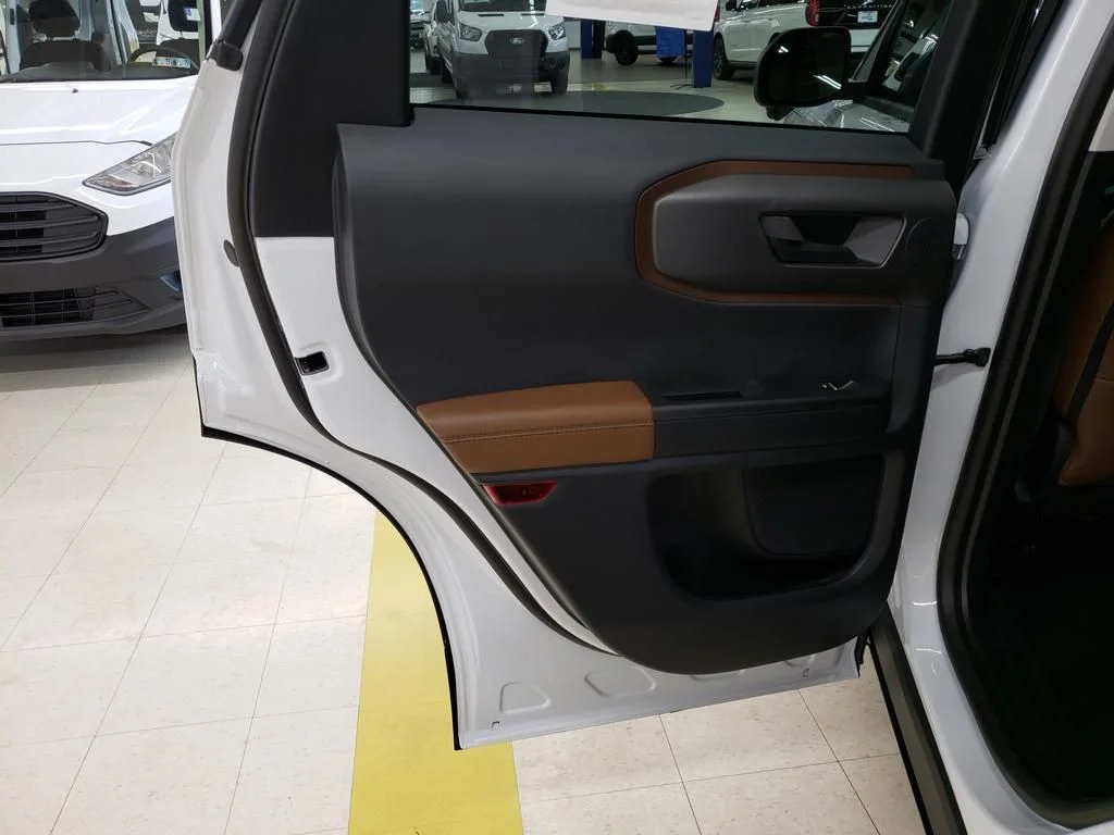 New 2026 Oxford White Ford Outer Banks® image 14