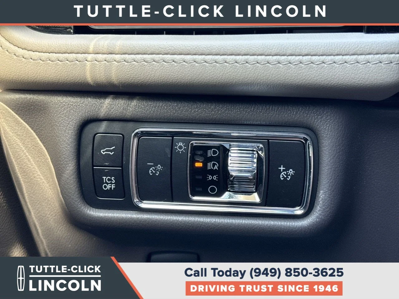 Used 2023 PRISTINE WHITE ME Lincoln Standard image 34