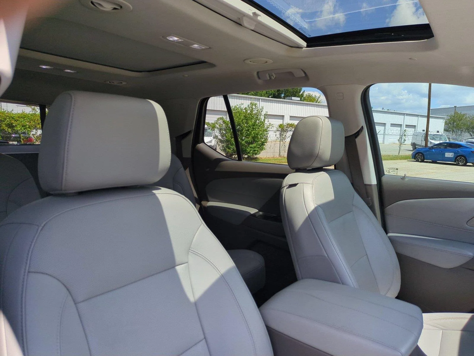 Used 2021 Summit White Chevrolet Premier image 37