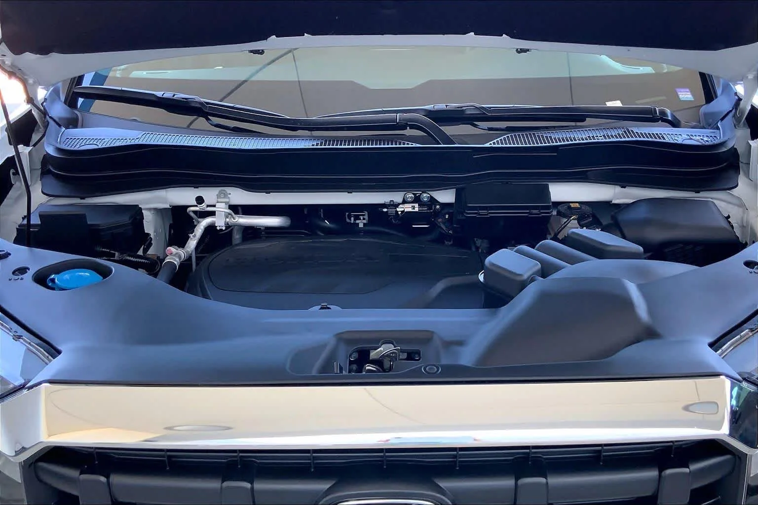 New 2026 Platinum White Pearl Honda RTL image 18