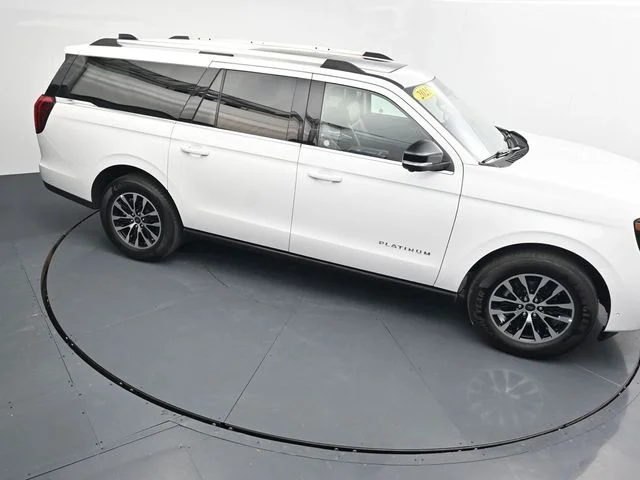 Used 2025 White Ford Platinum image 36