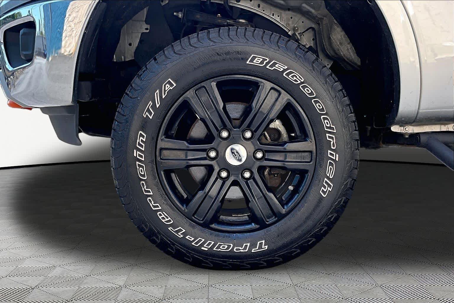 Used 2021 Iconic Silver Metallic Ford XLT image 11