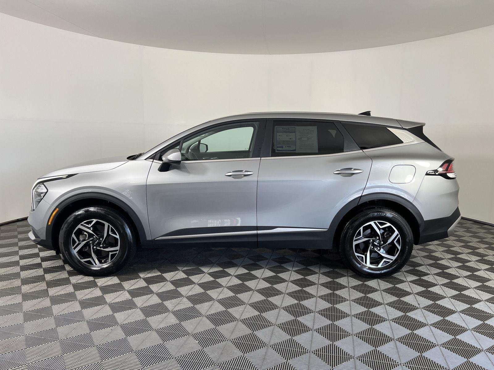 Used 2023 Steel Gray Kia LX image 5