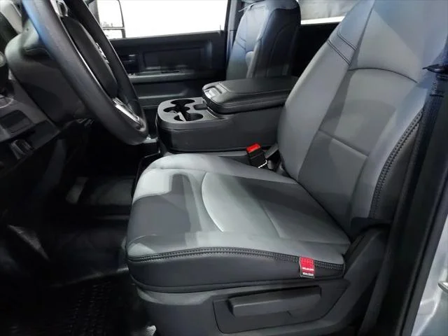 2026 RAM 3500 Tradesman - Photo 17