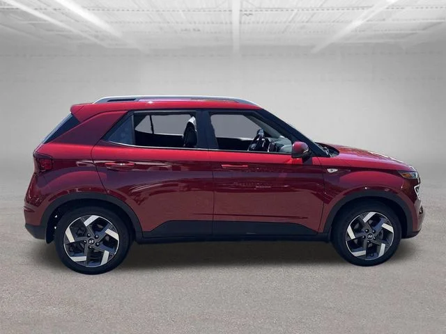 Used 2024 Red Hyundai Limited image 5