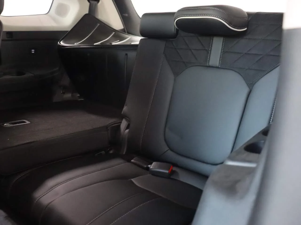 2026 Honda Pilot Elite - Photo 17