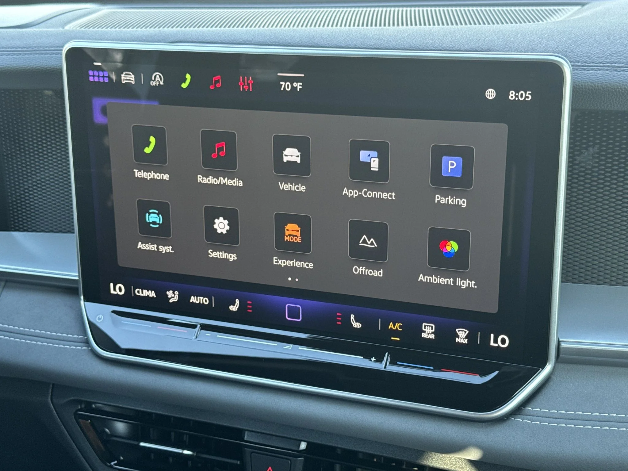 New 2026 Platinum Gray Metallic Volkswagen SE R-Line Black image 24