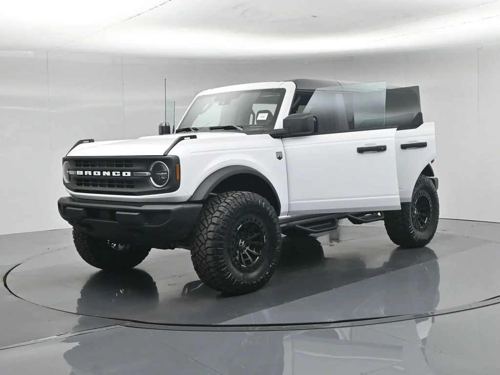 New 2026 White Ford Big Bend image 29