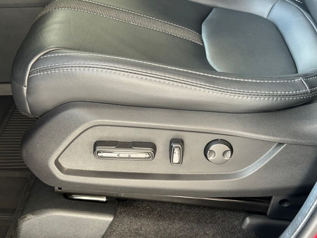 Used 2024  Honda Touring image 14