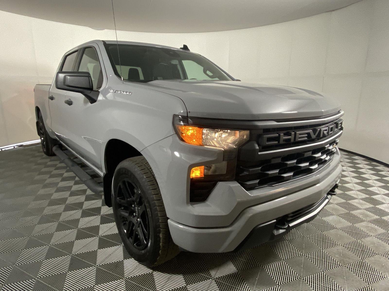 Used 2024 Slate Grey Metallic Chevrolet Custom image 16