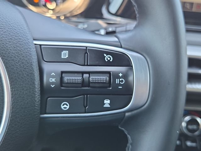 Used 2022 Gray Kia GT-Line image 18