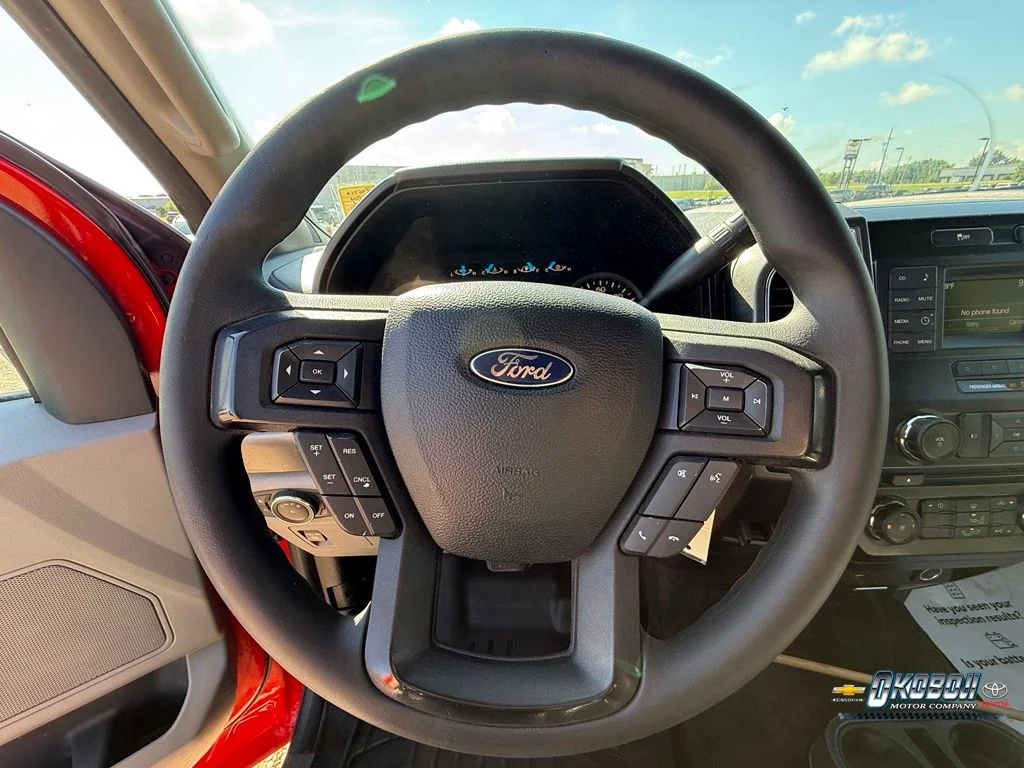 Used 2016 Red Ford XLT image 8